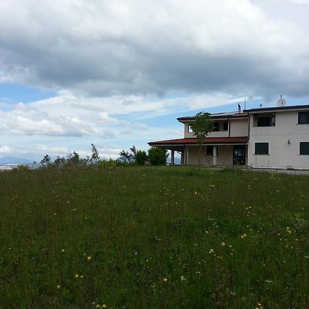 San Nicola Il Sole Hotell Albanella Eksteriør bilde