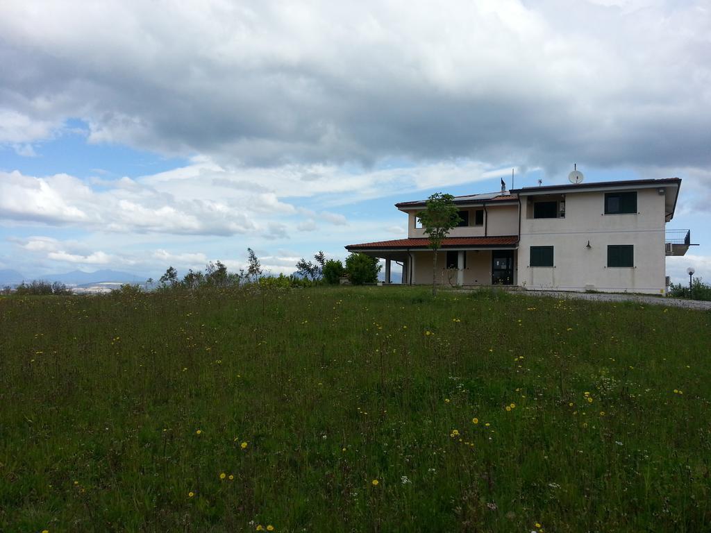 San Nicola Il Sole Hotell Albanella Eksteriør bilde